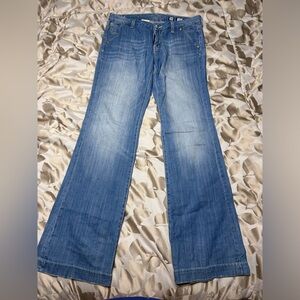 Women’s Miss Me Jeans Size 30 Wide leg fit